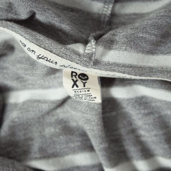 Roxy Grey Striped Pullover Sweater Hoodie Size Medium - Picture 4 of 5